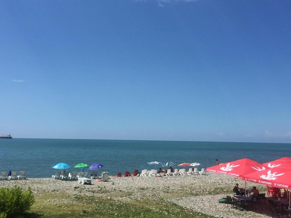 Квартира У Моря Колхида Makhinjauri Bagian luar foto